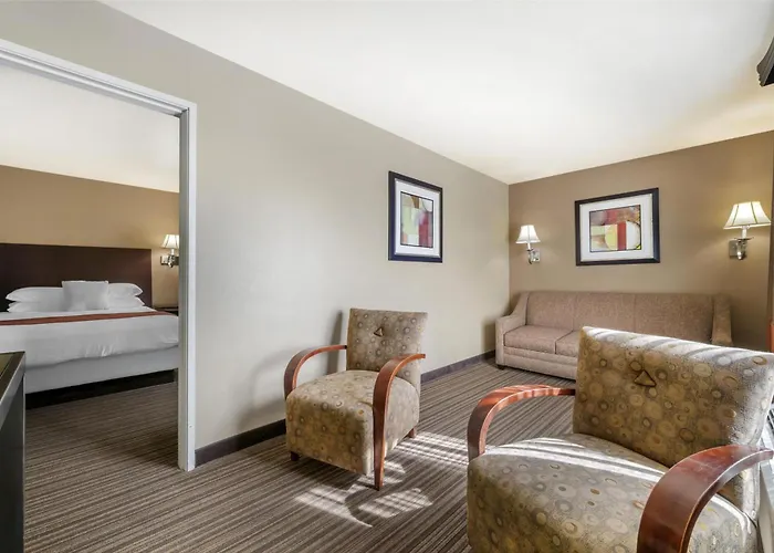 Western Hotel 3*